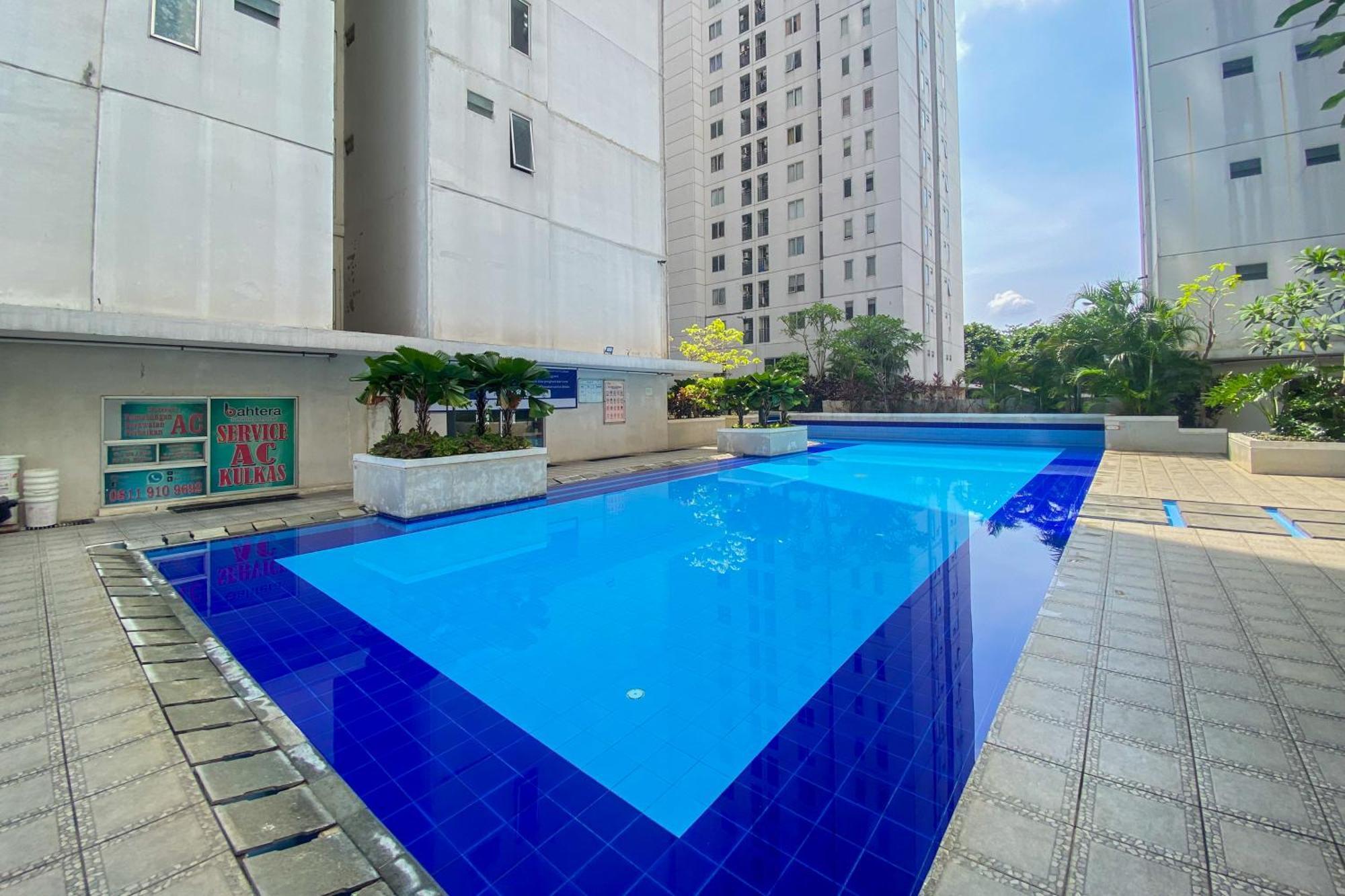 Full Furnished And Homey 2br Bassura Near Mall By Travelio *